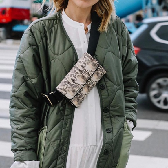 anine bing bomber jacket